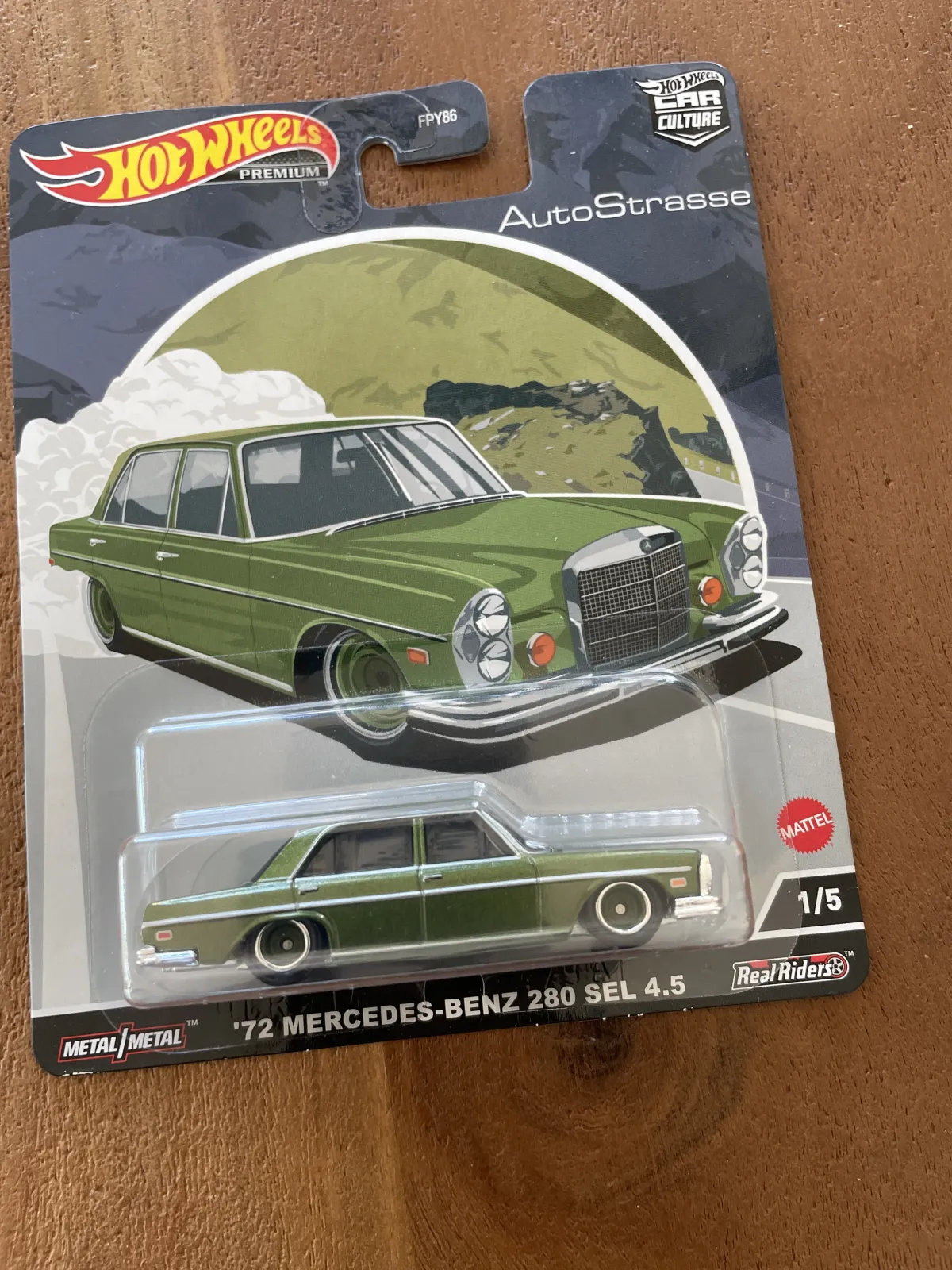 Hot Wheels Mercedes 280 SEL 4.5