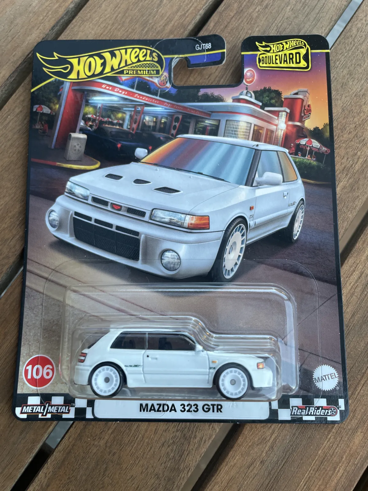 Ma Mazda 323 GTR, une trouvaille Boulevard !